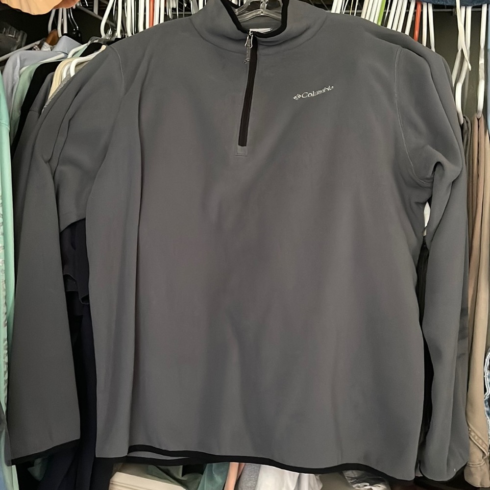 Columbia polartec Quarter-zip shirt. NWOT.